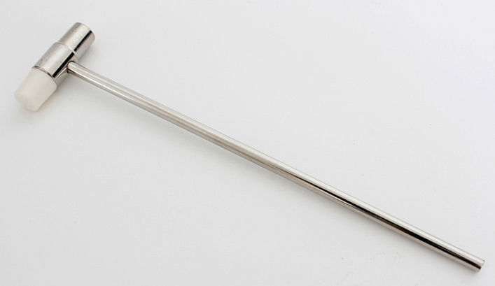 NÁSTROJ NA OPRAVU HODINEK A NÁRAMKŮ